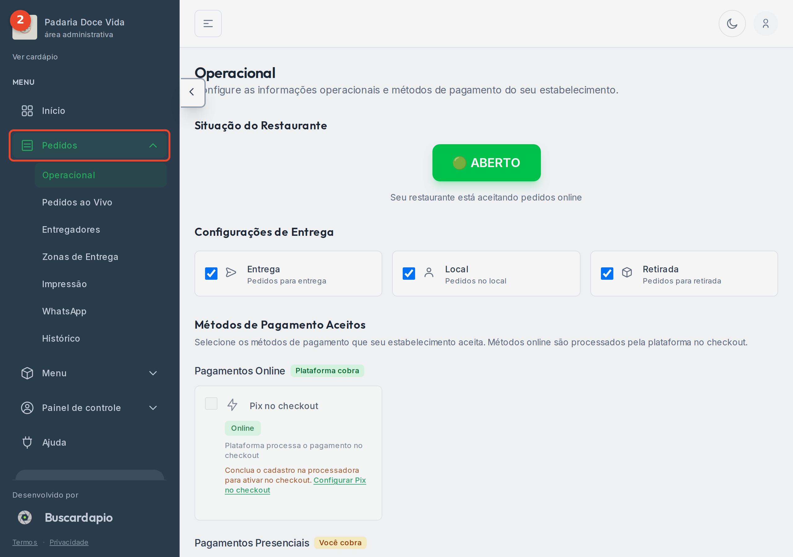 A área Pedidos aberta na Operacional, com o grupo Pedidos no menu lateral: Operacional, Pedidos ao Vivo, Entregadores, Zonas de Entrega, Impressão, WhatsApp e Histórico